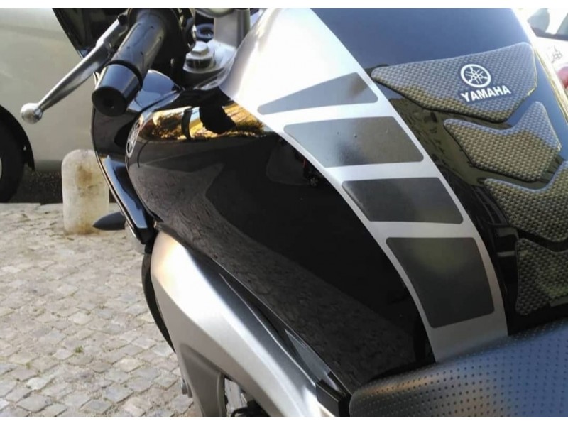 Autocolantes deposito Yamaha FZ6 Fazer 2005-06